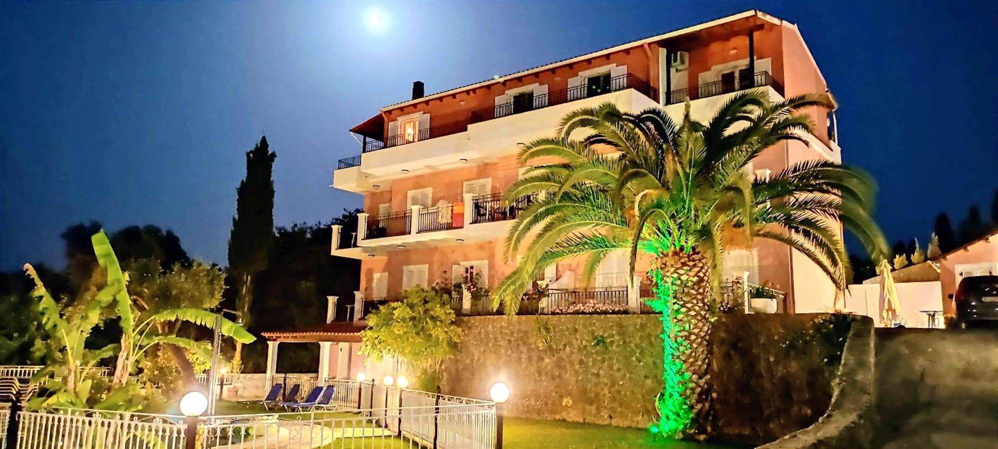 Thomas Apartments Dassia  Esterno foto
